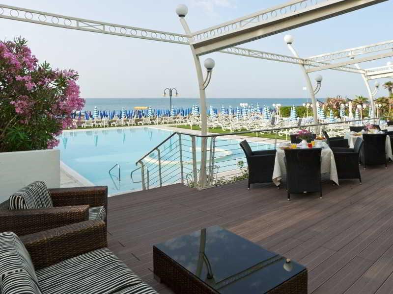 Hotel Le Soleil リド・ディ・イエゾロ エクステリア 写真