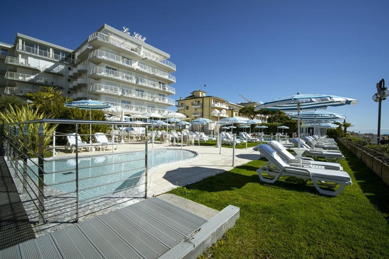 Hotel Le Soleil リド・ディ・イエゾロ エクステリア 写真