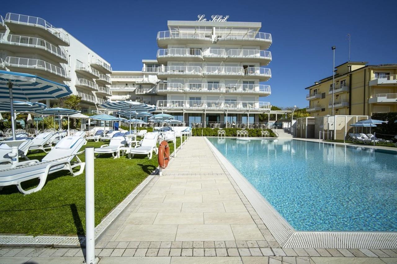 Hotel Le Soleil リド・ディ・イエゾロ エクステリア 写真